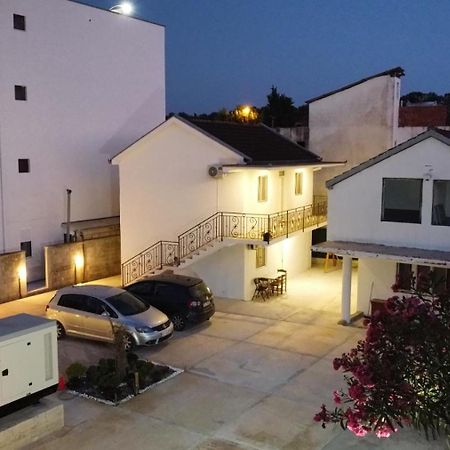 Buzuku House Ξενοδοχείο Ούλτσιν Εξωτερικό φωτογραφία