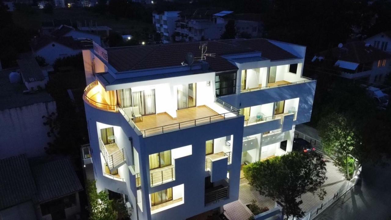 Buzuku House Ξενοδοχείο Ούλτσιν Εξωτερικό φωτογραφία