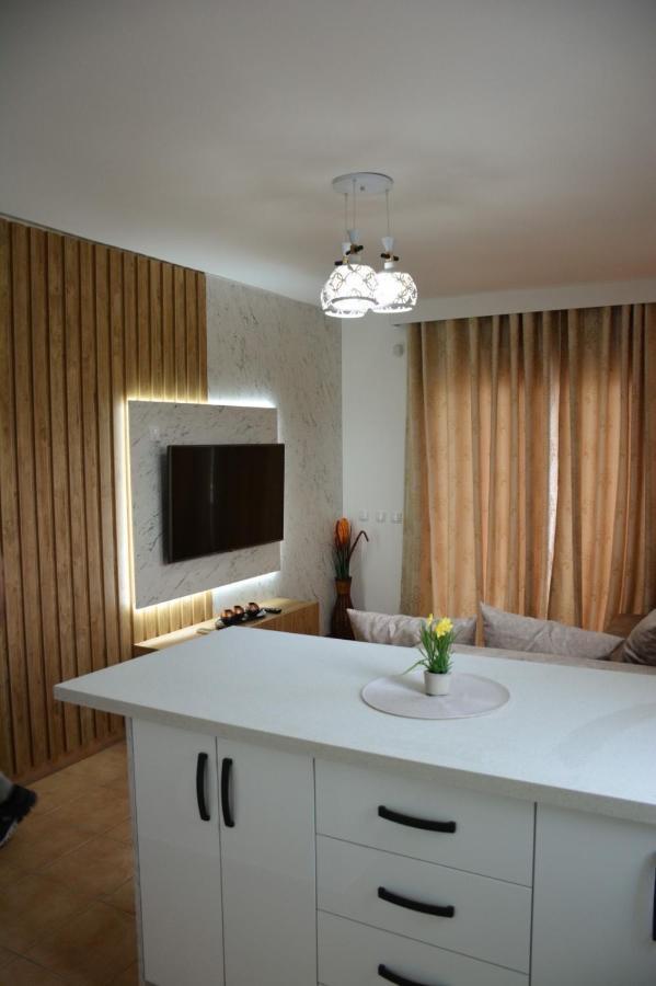 Buzuku House Ξενοδοχείο Ούλτσιν Εξωτερικό φωτογραφία